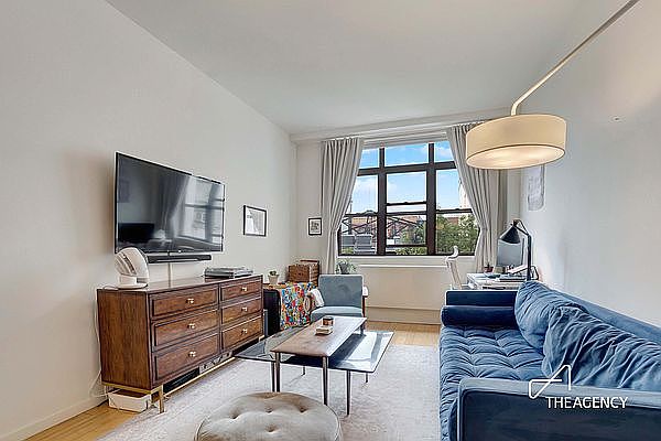 1st image of 247 W 115th St APT 4C