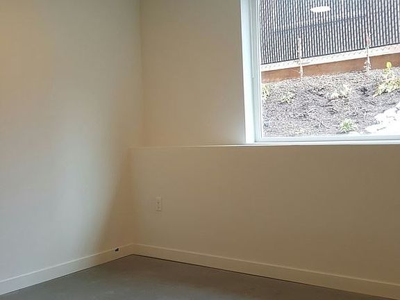 5th image of 5216 Brooklyn Ave NE #B08
