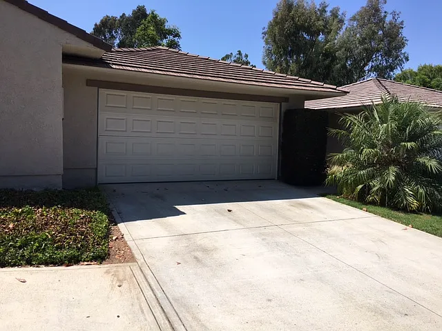 2 bed, 1224 sqft, $3,730 — Photo 2