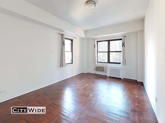 4th image of 157 E 57th St #17JK