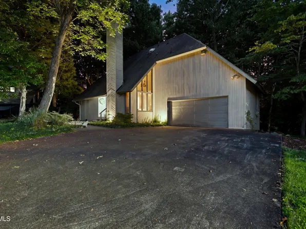 705 Judith Dr, Johnson City, TN 37604