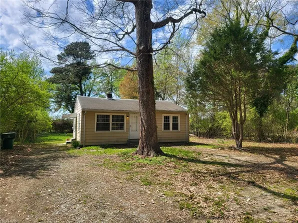 14870 Warwick Blvd, Newport News, VA 23608