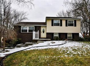 230 Constellation Dr, Freedom, PA 15042