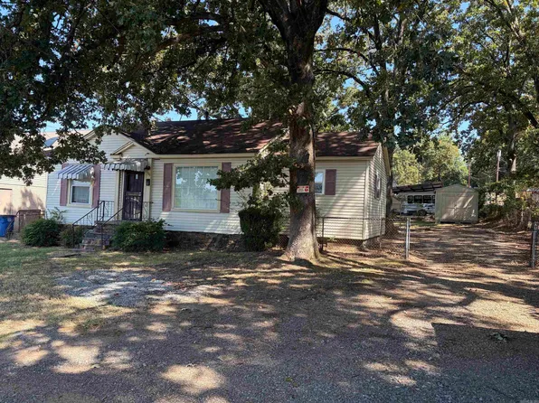 1919 Parkway Dr, N Little Rock, AR 72118