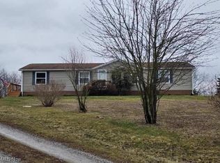 9231 German Cemetery Rd NE, Mineral City, OH 44656
