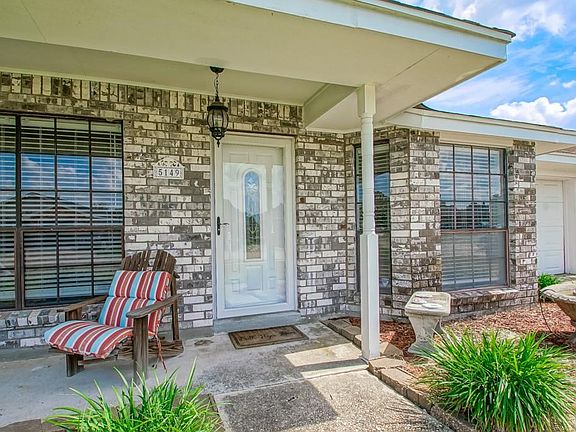 5th image of 5149 Dueling Oaks Ave