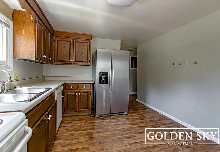 1925 W Jackson St #2 — Photo 9