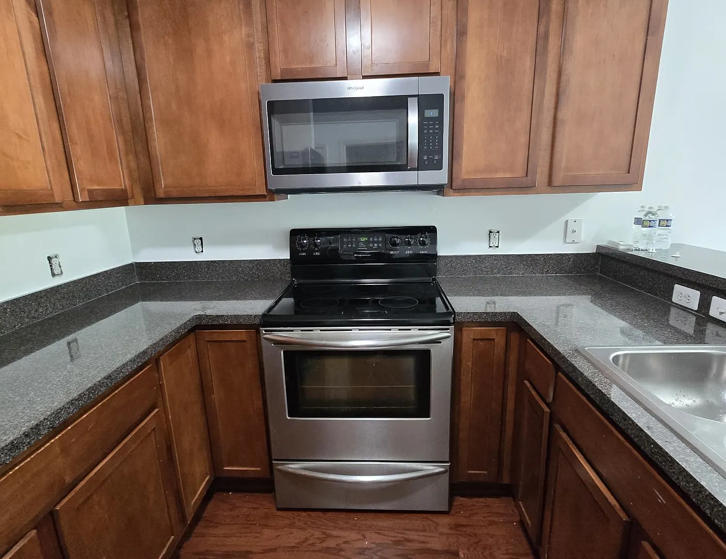 2 bed, 1272 sqft, $1,800 — Photo 4