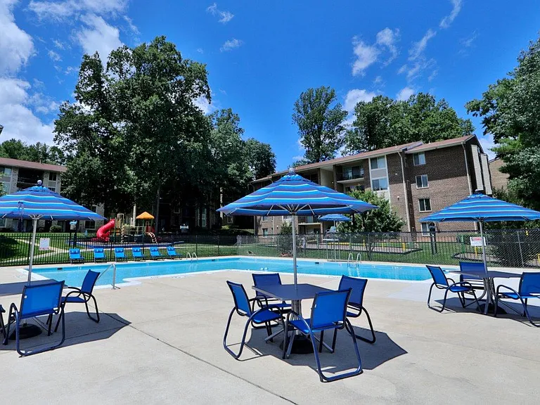 Montgomery Trace Apartment Homes — Photo 10