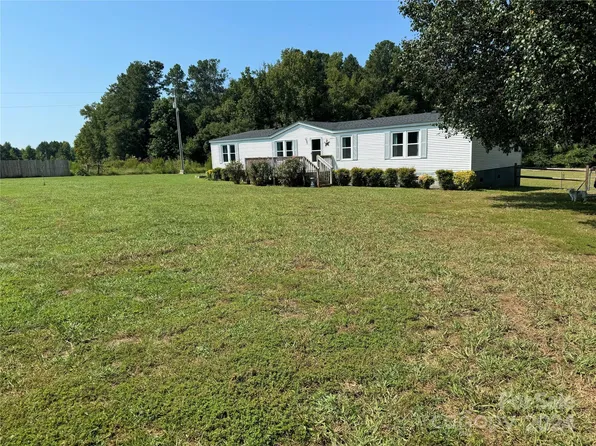 5400 Cheraw Rd, Marshville, NC 28103