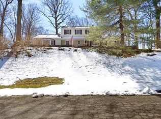 41 Salem Rd, Wilton, CT 06897