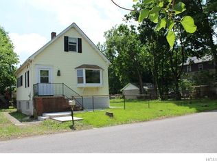 81 Lawrence Ave, New Windsor, NY 12553