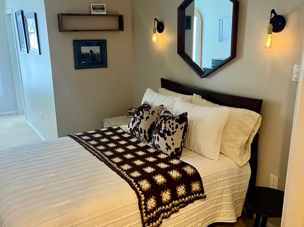 355 Summit Rd, Warren, VT 05674