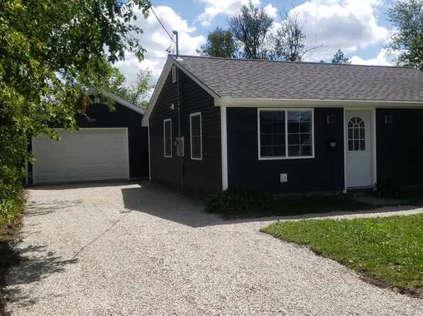 30 Naylor St, Bangor, ME 04401