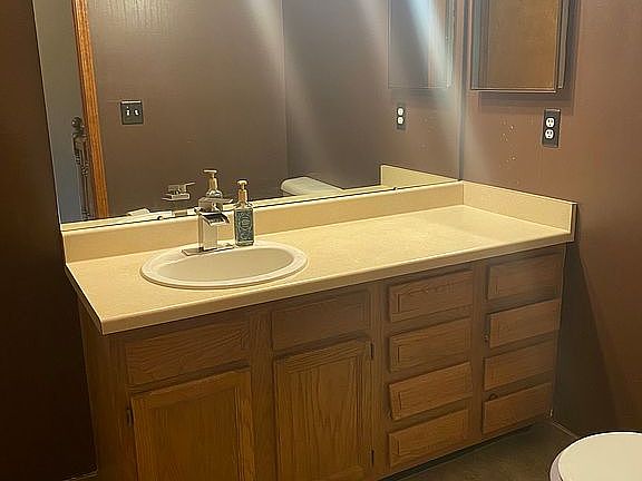 5th image of 36793 Lakeview Ln