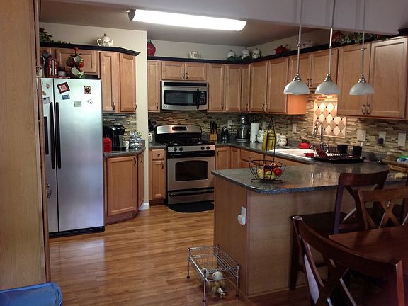Kitchen-all appliances stay