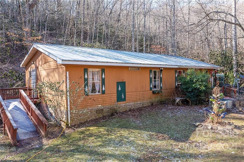 369 Bush Gardens Rd, Burnsville, NC 28714 | Zillow