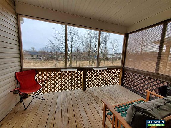 4th image of 5414 Grand Oaks Pl