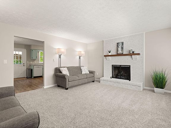 3rd image of 180 Shearer Ln