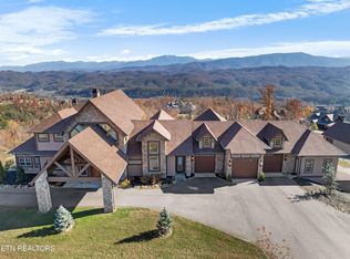 3035 Smoky Bluff Trl, Sevierville, TN 37862