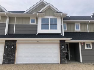 1013 Field Ct, Hamel, MN 55340