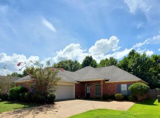 928 Frisky Dr, Brandon, MS 39047