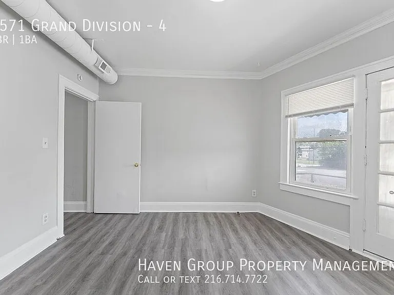 9571 Grand Division Ave #4 — Photo 8