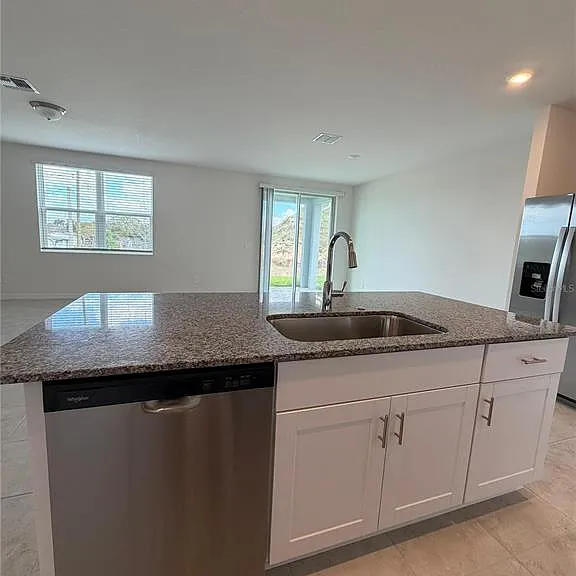 5009 Katrina Dr — Photo 68