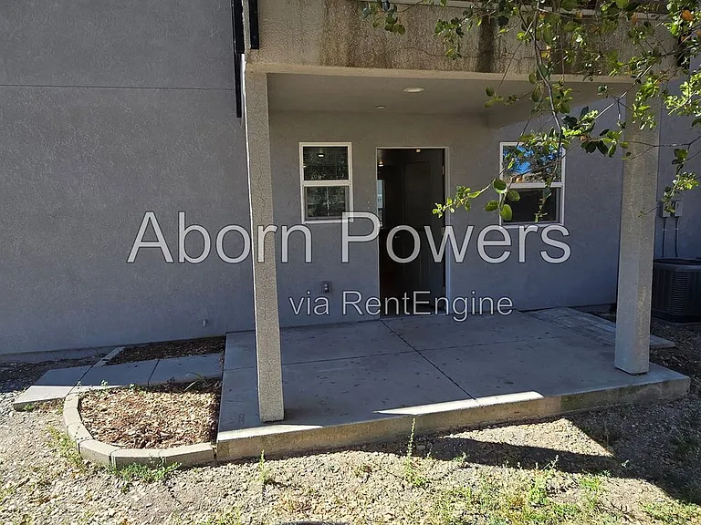 575 Racquet Way #B — Photo 21