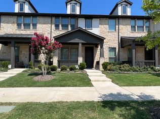 6573 Iron Horse Blvd, North Richland Hills, TX 76180