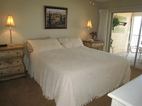 5th image of 25840 Hickory Blvd APT 301