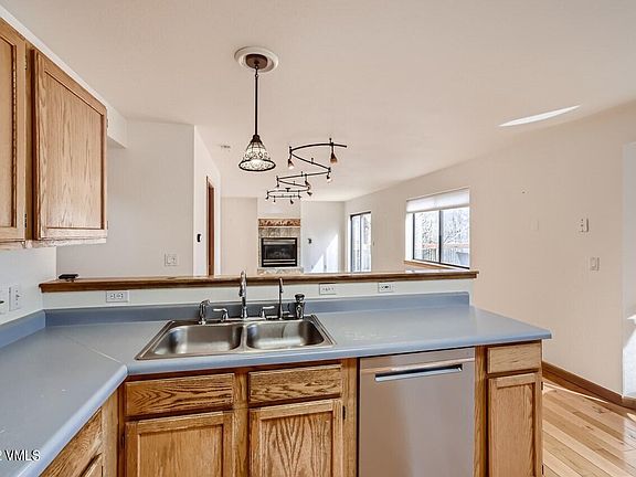 4th image of 435 Golden Eagle Dr