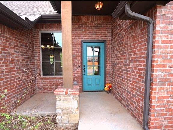 2nd image of 13905 Savannah River Way