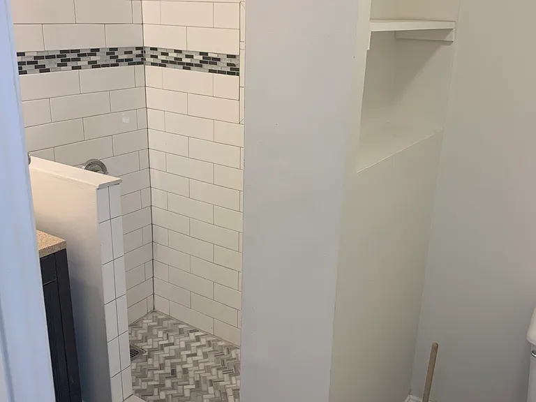 70 Joy St #16 — Photo 7