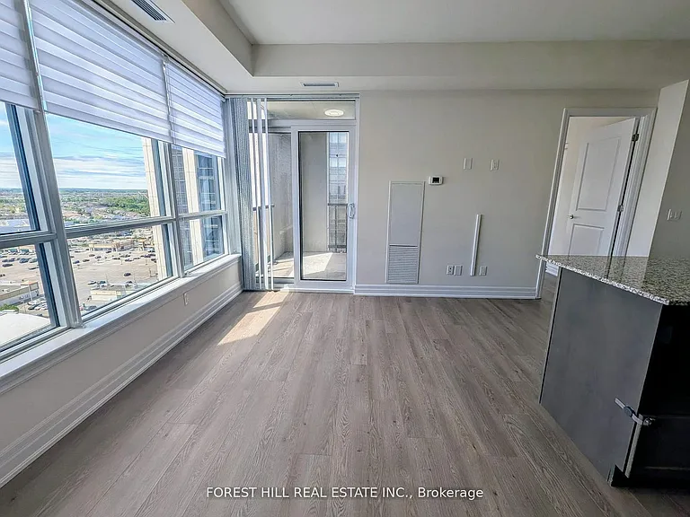 9075 Jane St #1909 — Photo 20