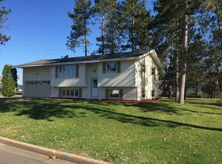 1215 Edgewood Dr, Mosinee, WI 54455