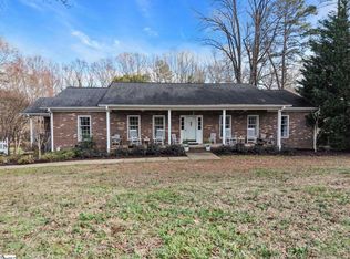 639 Sulphur Springs Rd, Greenville, SC 29617