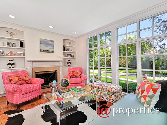 2nd image of 619 Park Dr