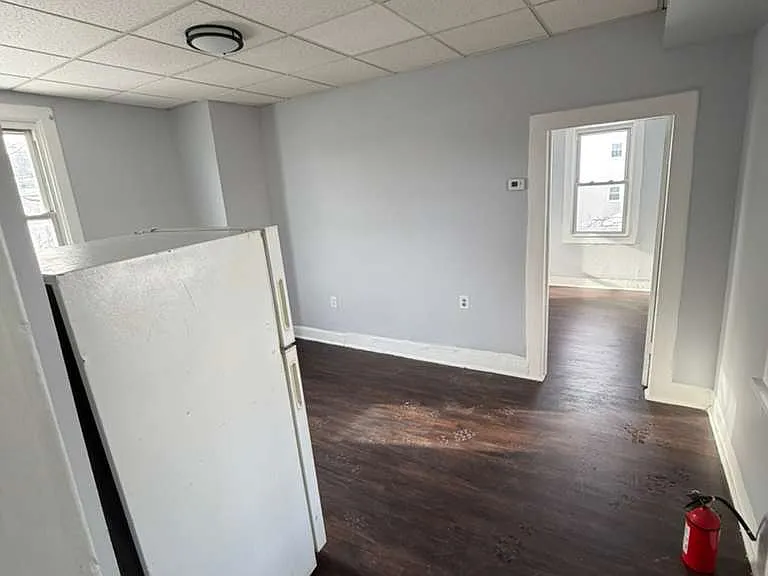 326 Grand St #3R — Photo 6