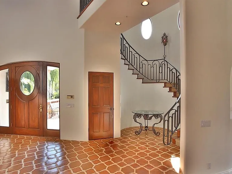 1487 Pathfinder Ave — Photo 2
