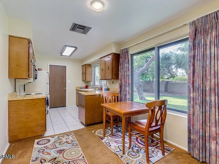 1536 E Gemini Dr — Photo 20