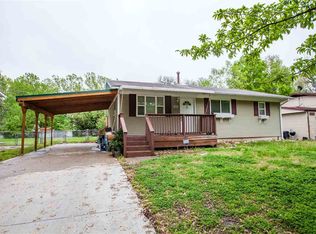 2008 Strong Ave, Manhattan, KS 66502