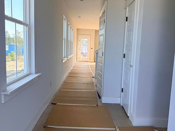 3rd image of 114 Shoemaker St