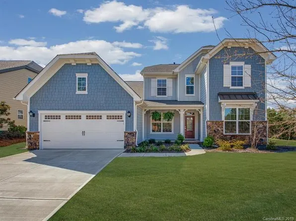 15637 Oleander Dr, Charlotte, NC 28278