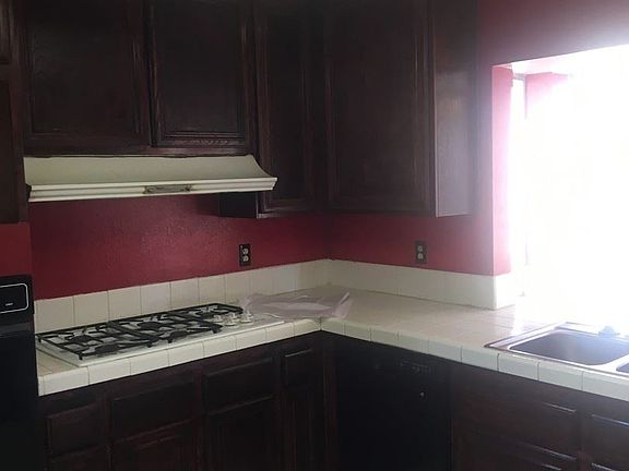3rd image of 3888 Boca Grande Ave