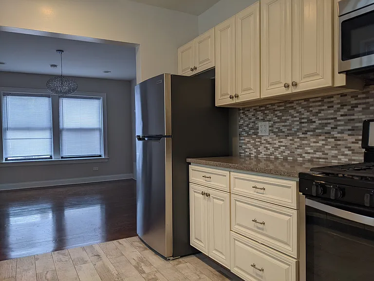 4350-58 N. Cicero Ave/4801-13 W. Montrose Ave — Photo 8