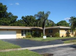 6051 SW 1st St, Plantation, FL 33317