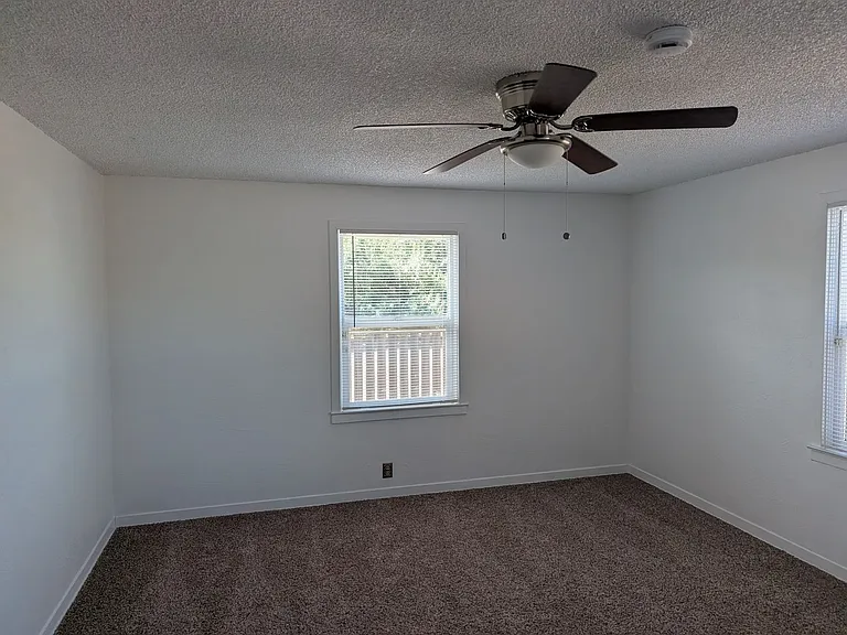 7262 S Cedar Ave — Photo 17
