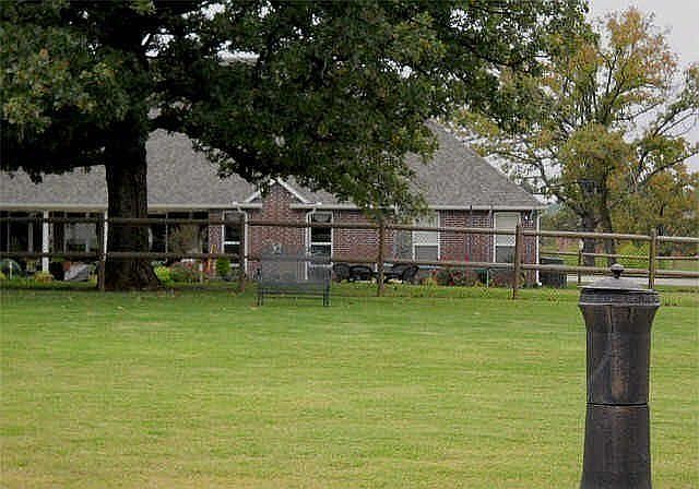 2nd image of 15456 Brookview Ct