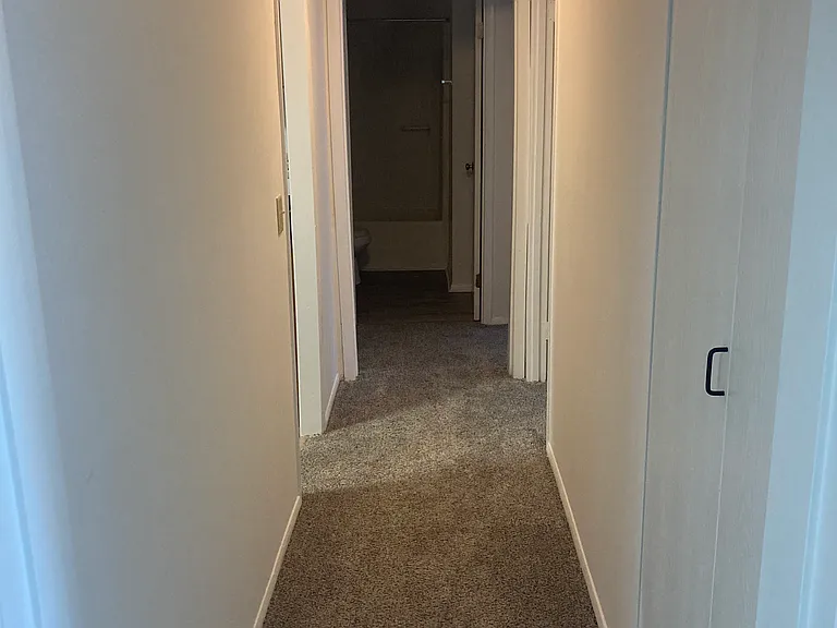 Willow Way Apartments — Photo 22